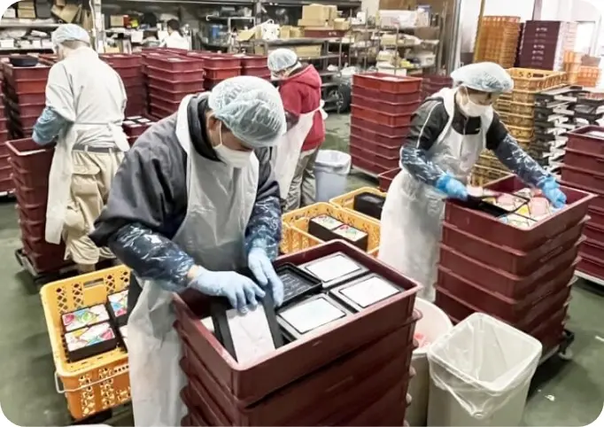 食品加工メーカーでの作業風景